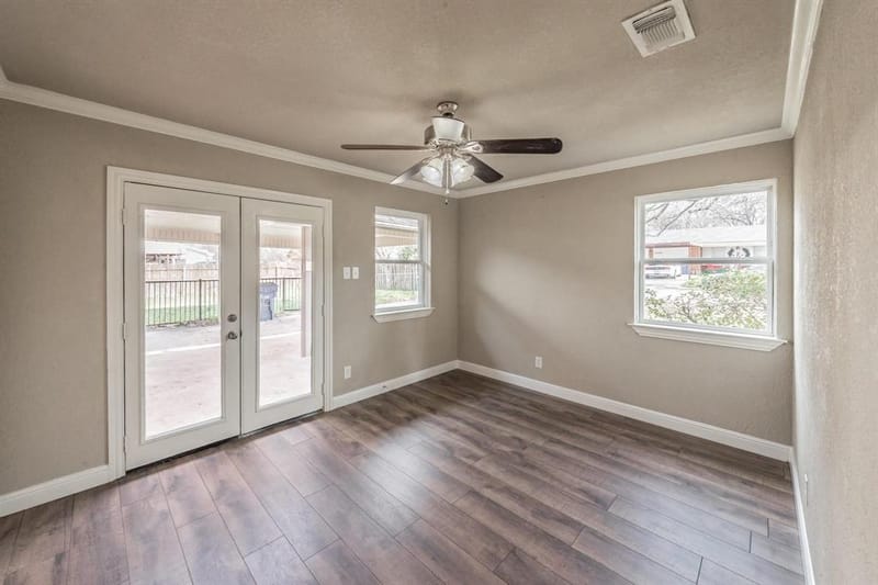1721 Kay Avenue, Bridgeport TX 76426 - Photo 6