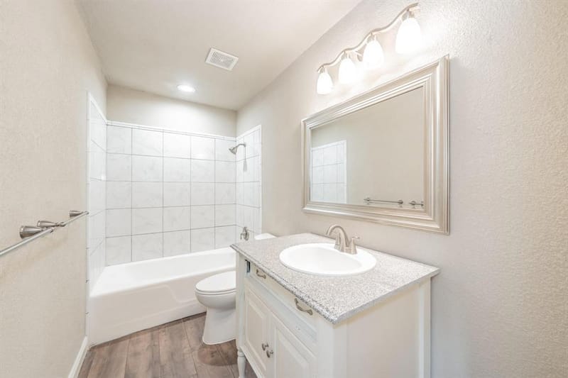 1721 Kay Avenue, Bridgeport TX 76426 - Photo 8