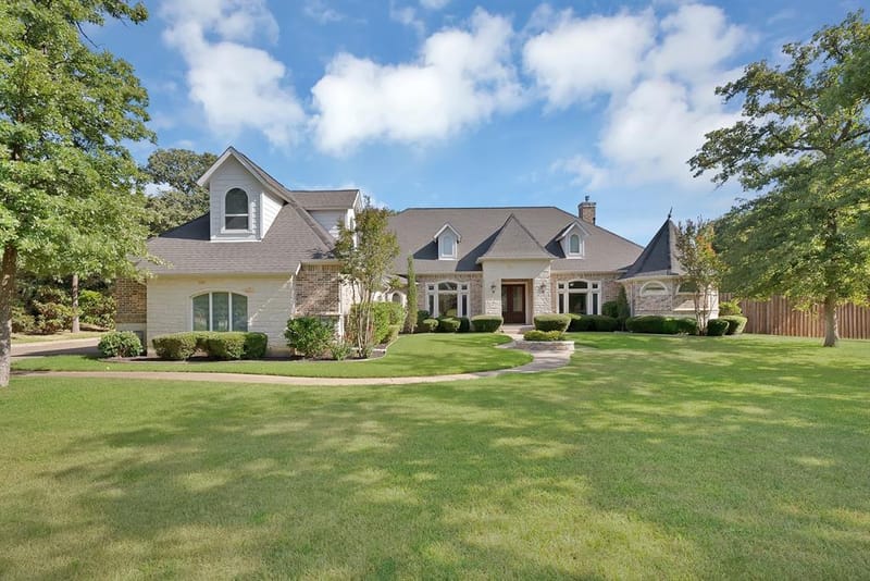 6204 Toscana Circle, Fort Worth TX 76140