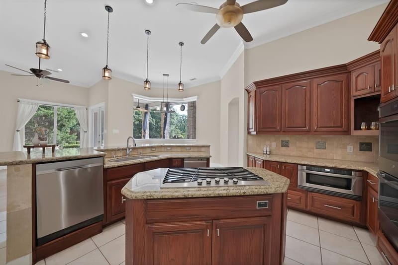 6204 Toscana Circle, Fort Worth TX 76140 - Photo 9