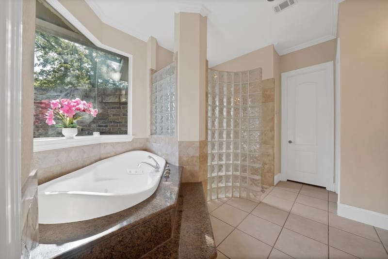 6204 Toscana Circle, Fort Worth TX 76140 - Photo 18