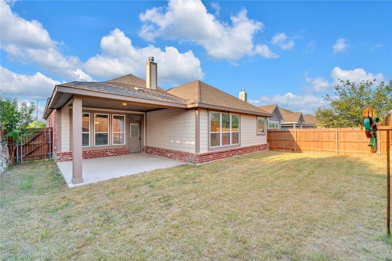7337 Howling Coyote Lane, Fort Worth TX 76131 - Photo 34