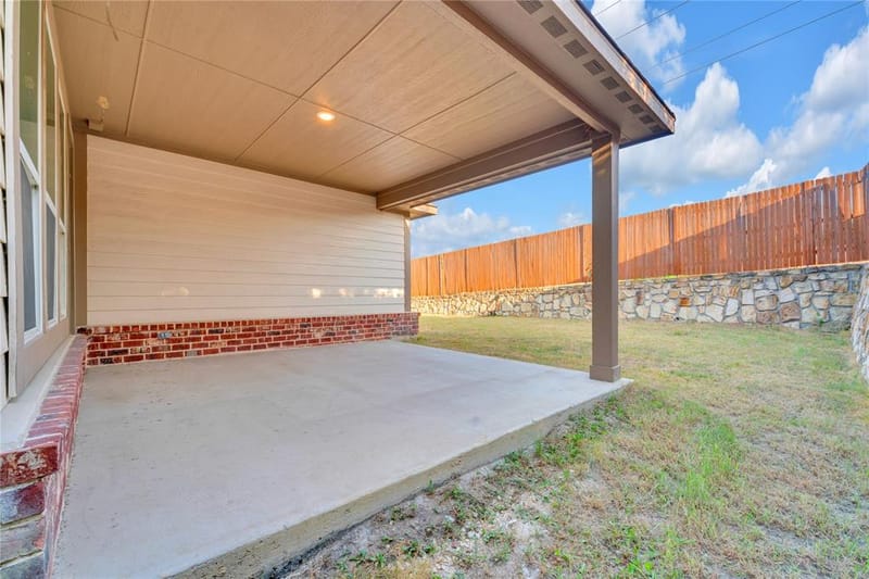 7337 Howling Coyote Lane, Fort Worth TX 76131 - Photo 33