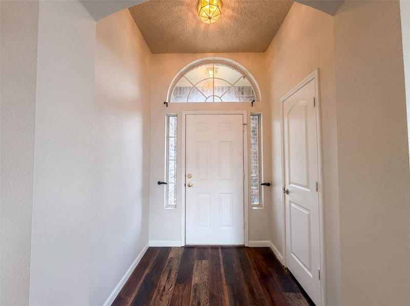 1688 Yellowstone Avenue, Lewisville TX 75077 - Photo 6