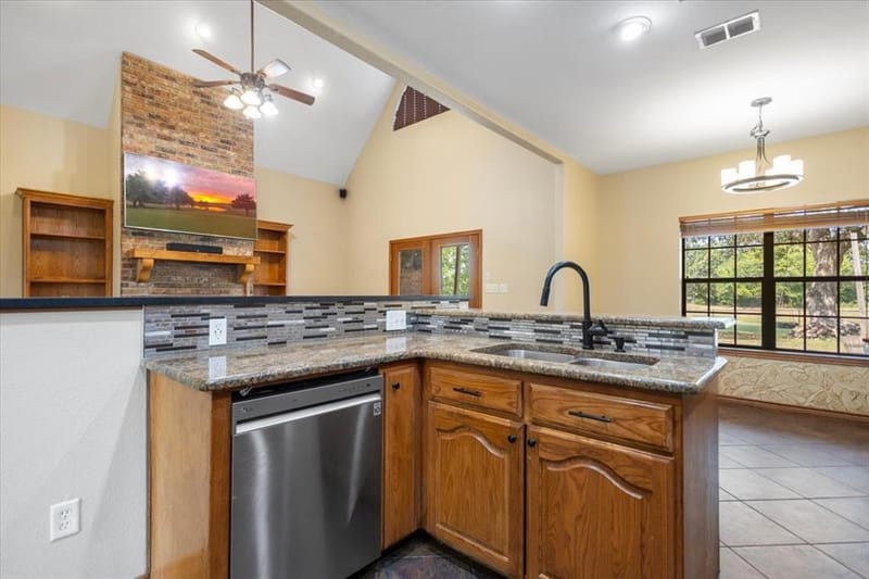 2777 Vz County Road 1810, Grand Saline TX 75140 - Photo 10