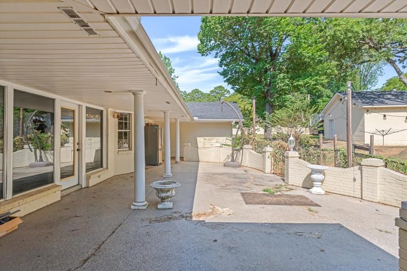 522 W High Street, Grand Saline TX 75140 - Photo 35