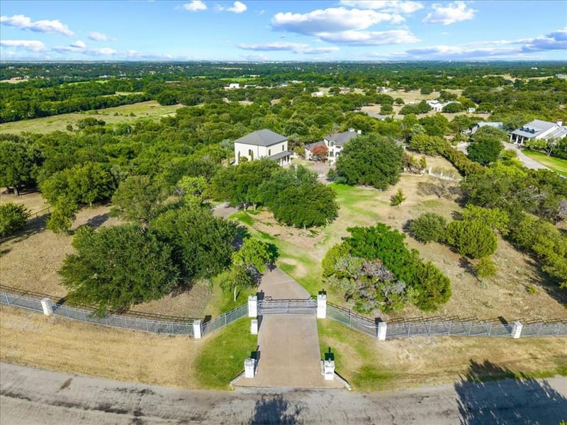 200 Falcon Ridge, Aledo TX 76008