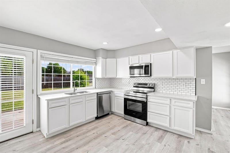 4205 Longstraw Drive, Fort Worth TX 76137 - Photo 8