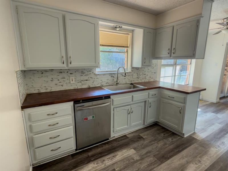1516 NW 1st Avenue, Mineral Wells TX 76067 - Photo 6