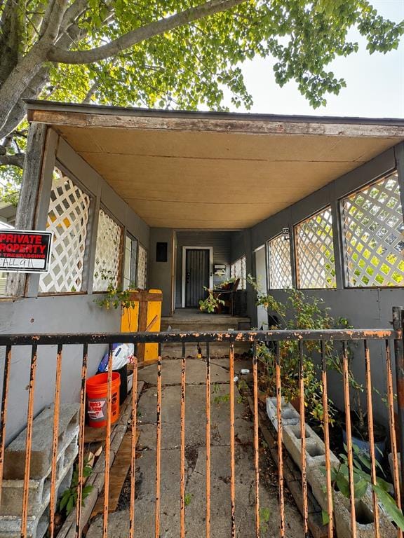 110 N Marlborough Avenue, Dallas TX 75208 - Photo 6