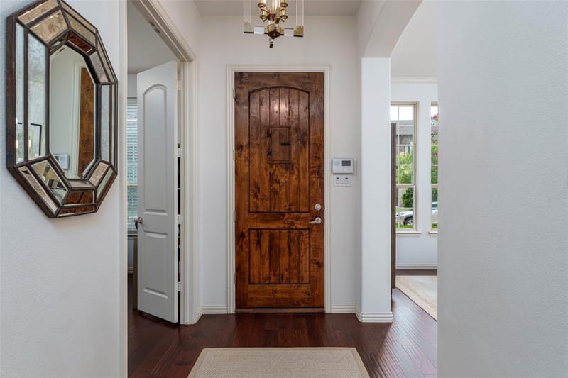 3817 Plum Vista Place, Arlington TX 76005 - Photo 4