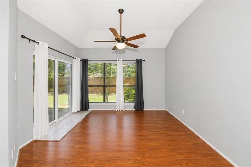 2927 Peninsula Way, Carrollton TX 75007 - Photo 10