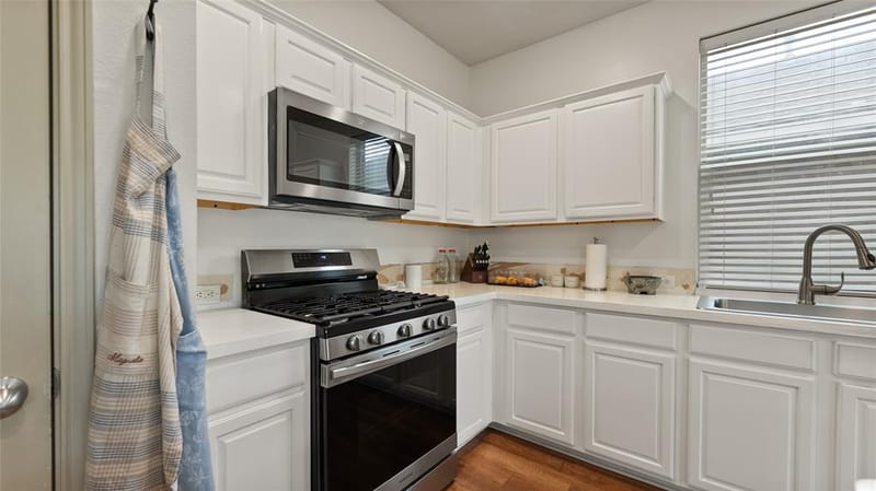 9208 Comanche Ridge Drive, Fort Worth TX 76131 - Photo 6