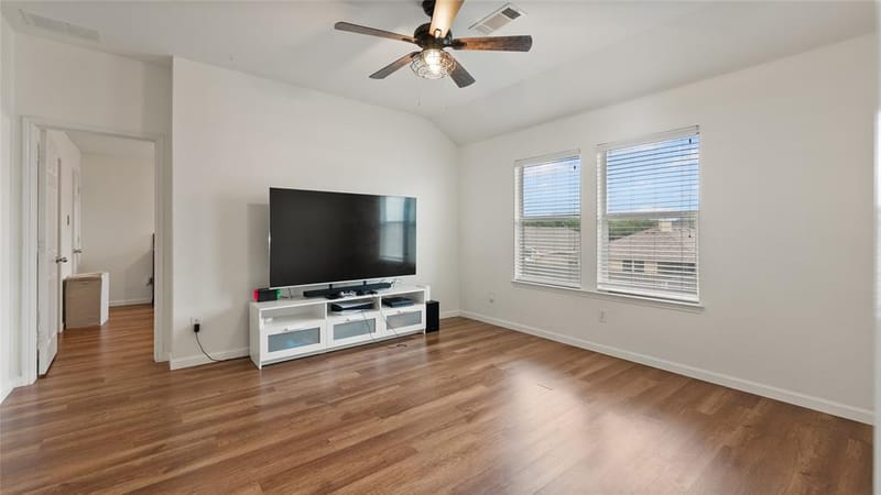 9208 Comanche Ridge Drive, Fort Worth TX 76131 - Photo 17