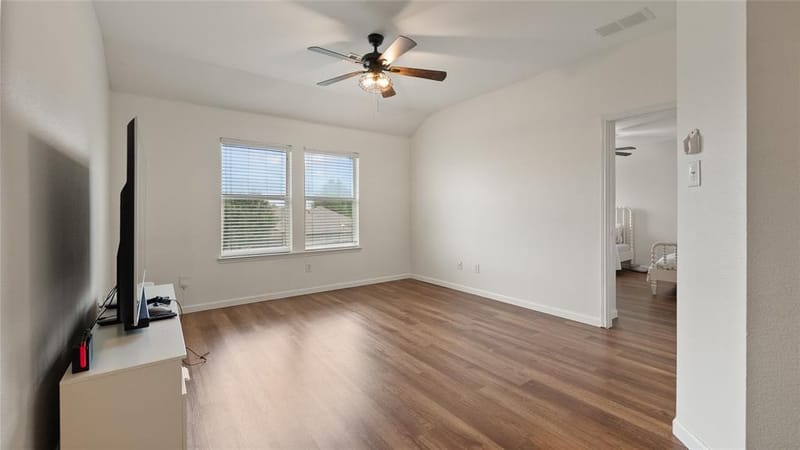 9208 Comanche Ridge Drive, Fort Worth TX 76131 - Photo 16