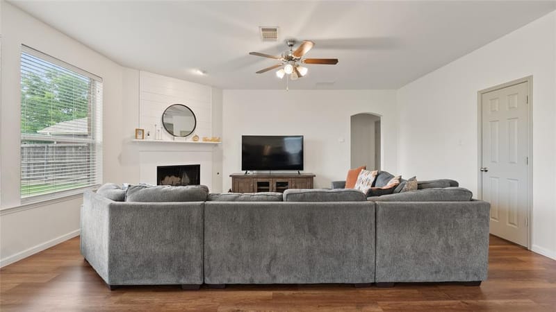 9208 Comanche Ridge Drive, Fort Worth TX 76131 - Photo 10