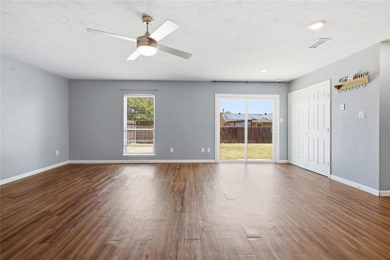 5661 Pearce Street, The Colony TX 75056 - Photo 10