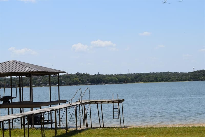 1411 E Lake Drive, Weatherford TX 76087 - Photo 2