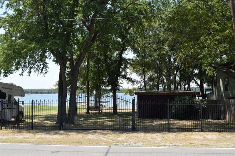 1411 E Lake Drive, Weatherford TX 76087 - Photo 11