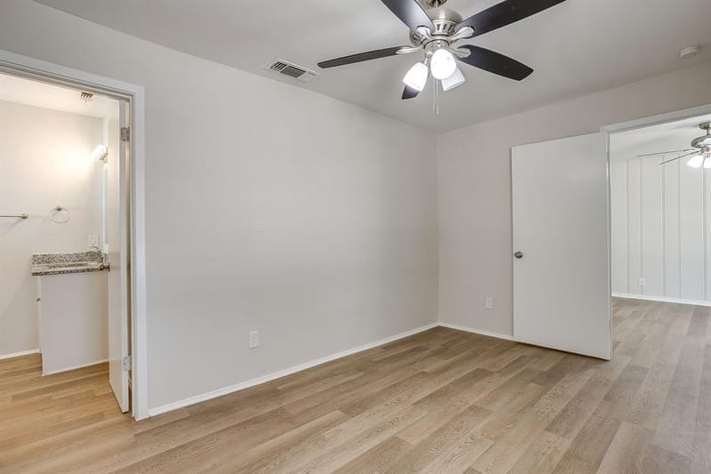 204 W Northern Avenue, Saginaw TX 76179 - Photo 12