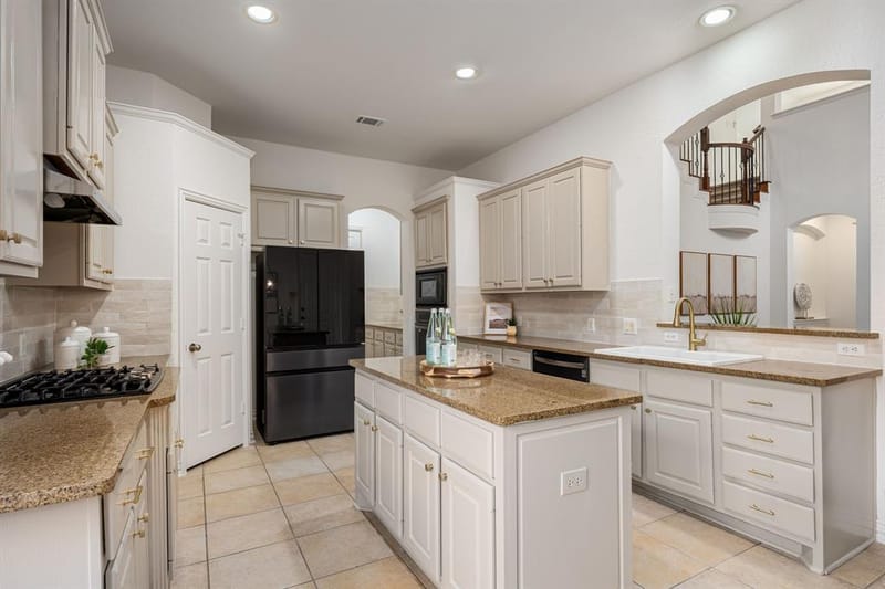 2180 Mustang Trail, Frisco TX 75033 - Photo 5