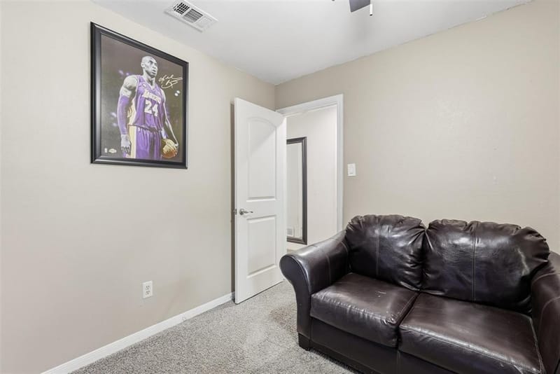 1104 Monterrey Street, Bedford TX 76022 - Photo 27