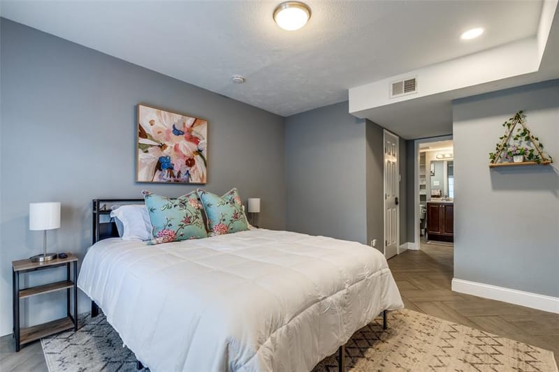 13641 Weald Green Street, Dallas TX 75240 - Photo 7