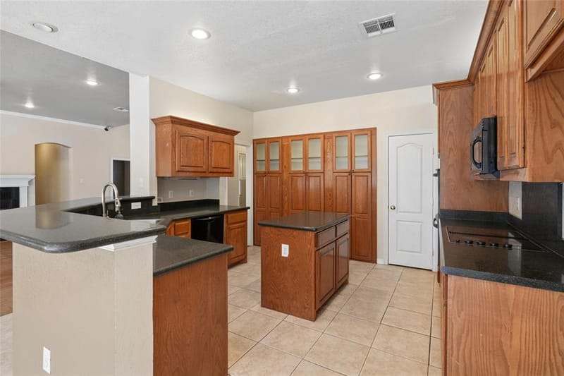 43192 Fringewood Drive, Whitney TX 76692 - Photo 7
