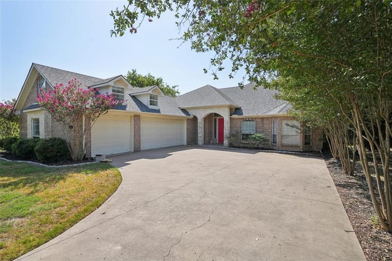 43192 Fringewood Drive, Whitney TX 76692