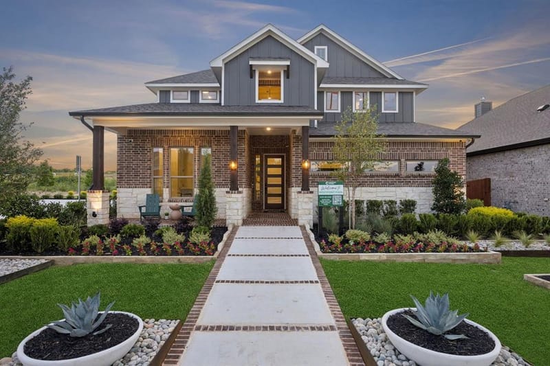 10132 Oakstone Drive, Fort Worth TX 76108