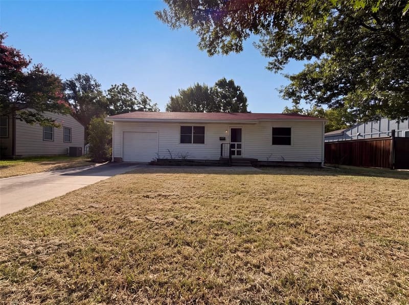 2609 Brockbank Drive, Irving TX 75062