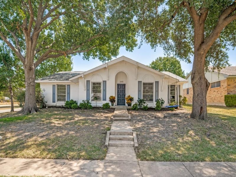 2600 Montclair Lane, Mesquite TX 75150