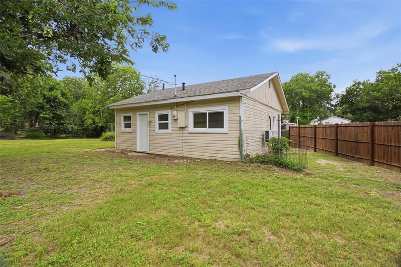2264 Fritz Allen Street, Sansom Park TX 76114 - Photo 18