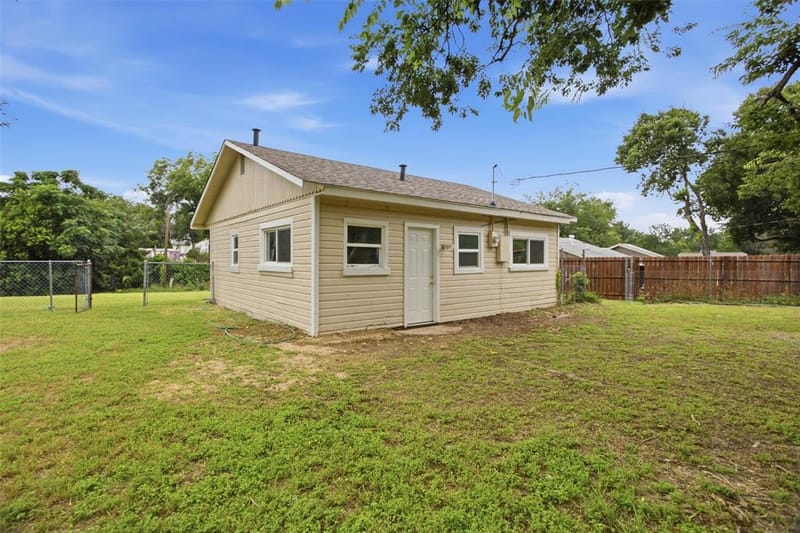 2264 Fritz Allen Street, Sansom Park TX 76114 - Photo 19