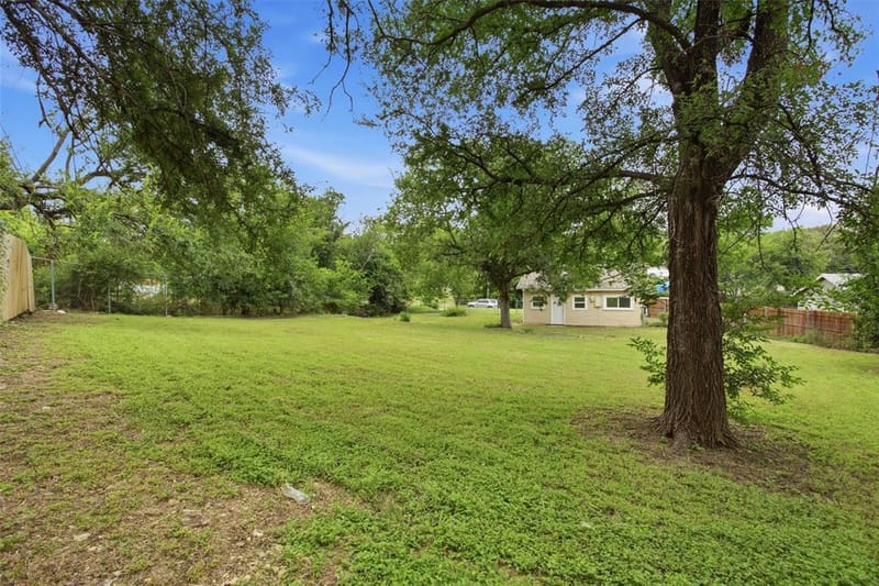 2264 Fritz Allen Street, Sansom Park TX 76114 - Photo 21