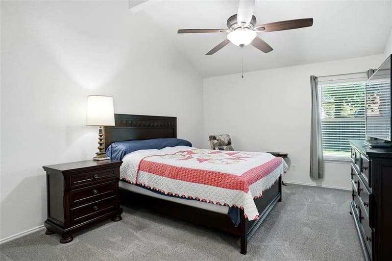 5305 Faireast Court, Arlington TX 76018 - Photo 11