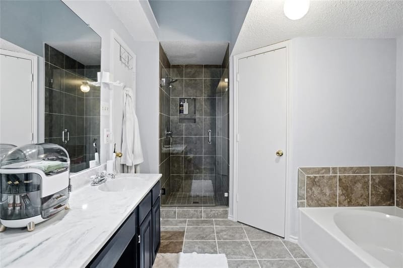 5305 Faireast Court, Arlington TX 76018 - Photo 21