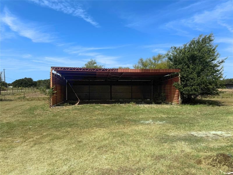 373 Wildbird Lane, Axtell TX 76624 - Photo 10