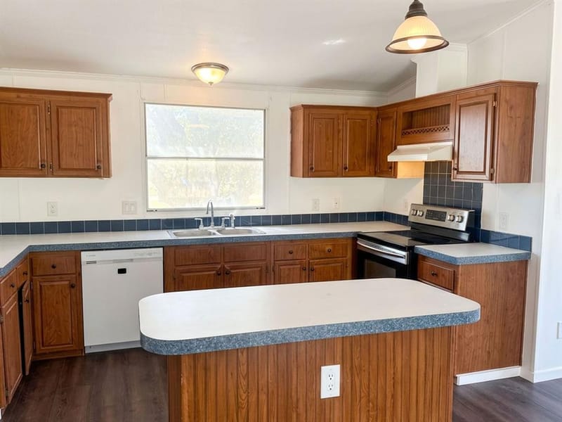 373 Wildbird Lane, Axtell TX 76624 - Photo 4