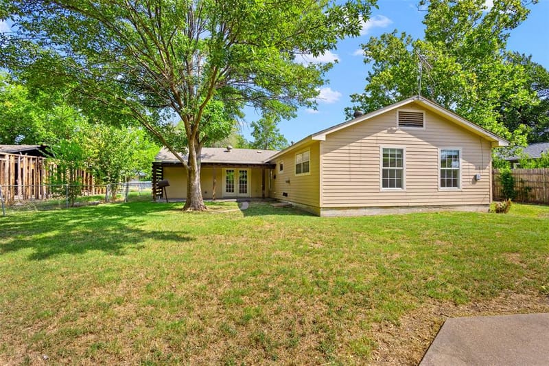 5204 Roxie Street, Haltom City TX 76117 - Photo 22