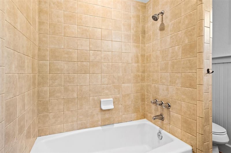 5204 Roxie Street, Haltom City TX 76117 - Photo 15