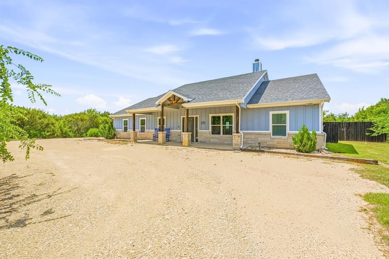 4305 Skyline Drive, Bluff Dale TX 76433 - Photo 2