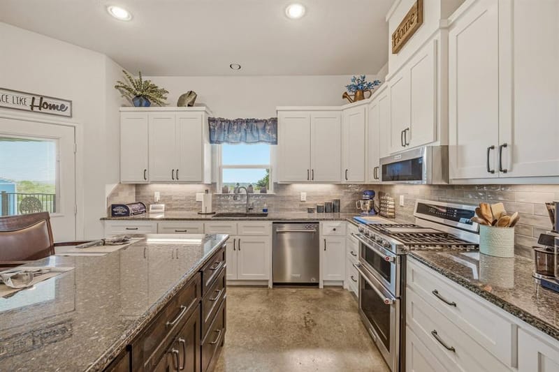 4305 Skyline Drive, Bluff Dale TX 76433 - Photo 15