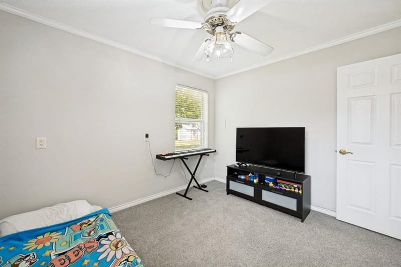 1009 Zelda Drive, Hurst TX 76053 - Photo 17