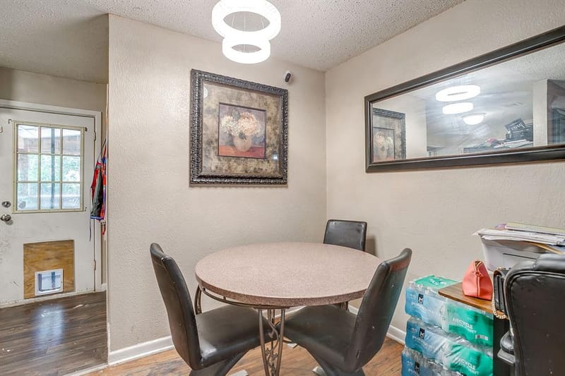 702 Lombardy Lane, Arlington TX 76013 - Photo 9