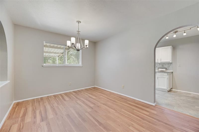 2002 Rose Hill Road, Carrollton TX 75007 - Photo 7