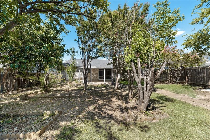 2002 Rose Hill Road, Carrollton TX 75007 - Photo 28