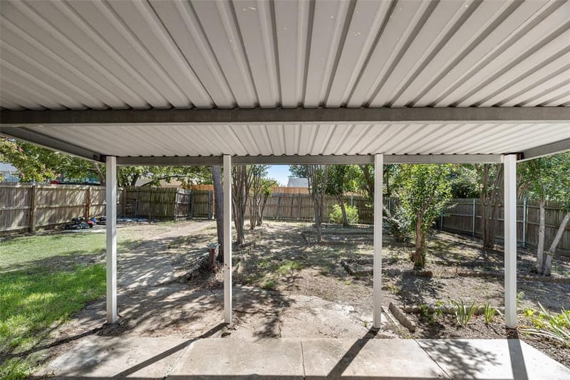 2002 Rose Hill Road, Carrollton TX 75007 - Photo 25