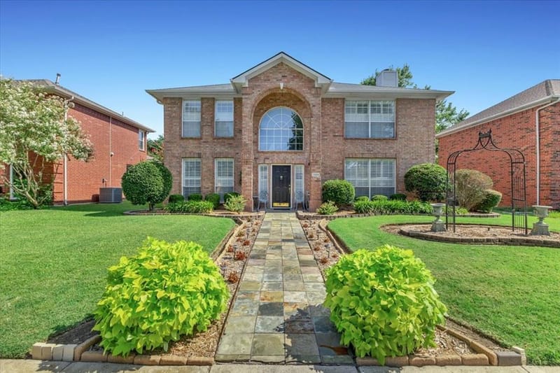 1324 Black Oak Drive, Carrollton TX 75007