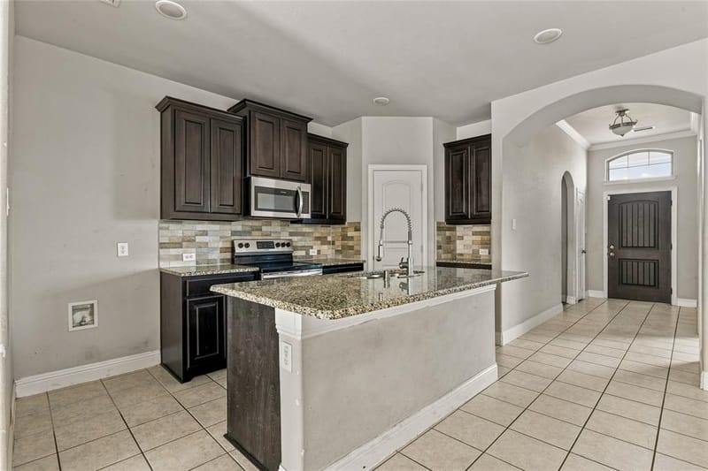 105 Finlee Lane, Red Oak TX 75154 - Photo 12